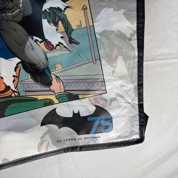 Warner Comic Con 75 Years Of Batman 2014 NWOT Retro Swag Bag - Picture 8 of 8